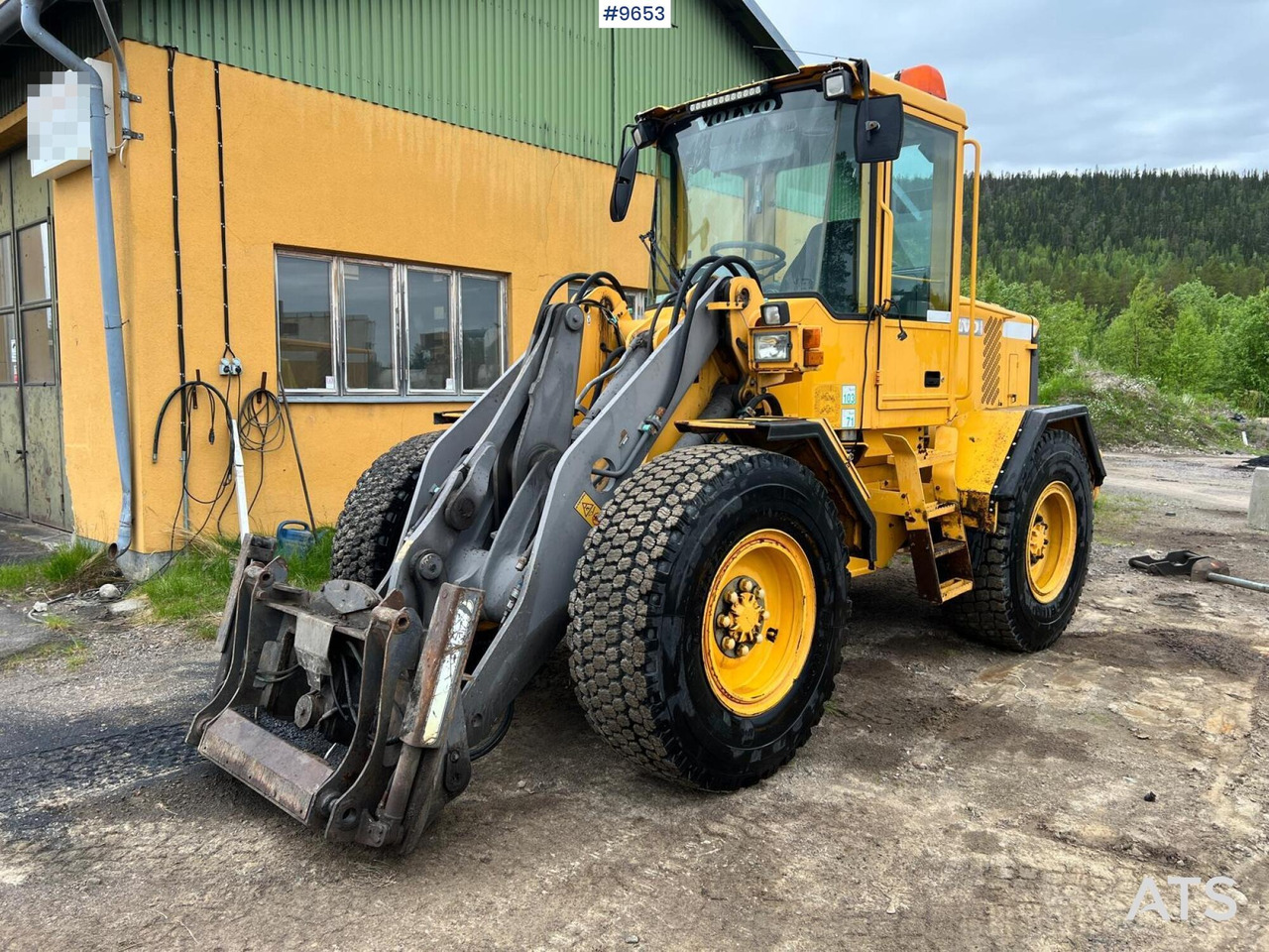 Volvo L50D Wheel loader with skew bracket - Radlader: das Bild 1 Volvo L50D Wheel loader with skew bracket - Radlader: das Bild 1