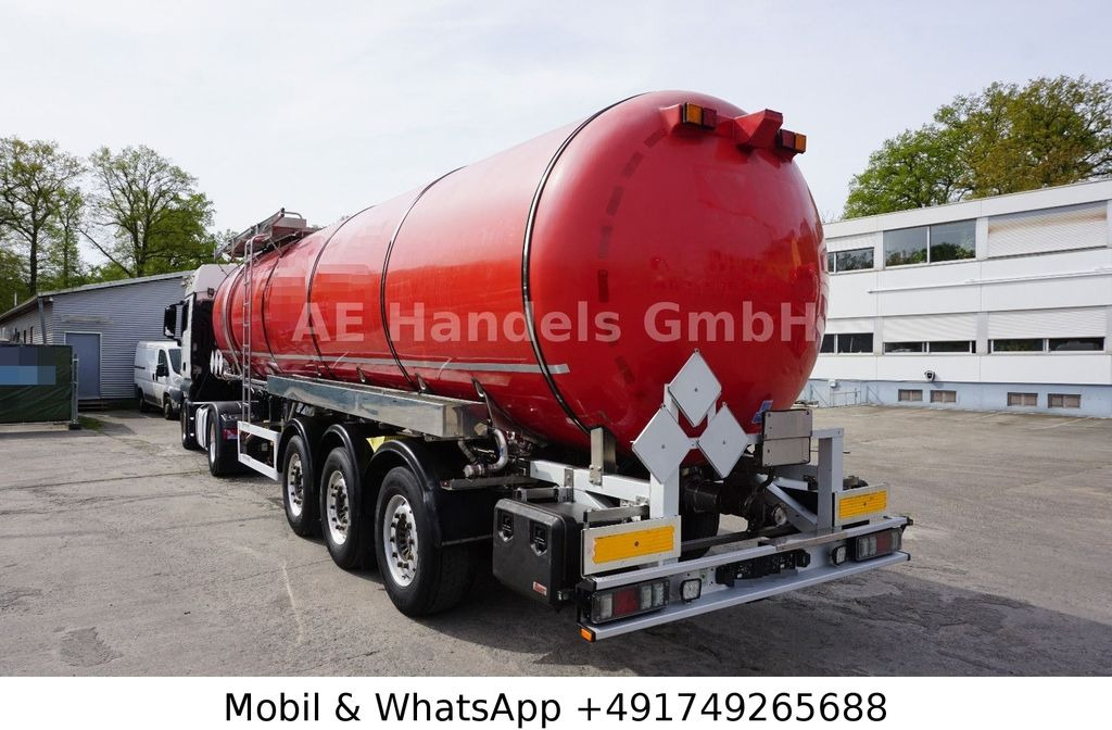 Feldbinder TSA 32.3 Aluminium Bitumen*ADR/32.000Ltr./3-Axle - Tankauflieger: das Bild 5 Feldbinder TSA 32.3 Aluminium Bitumen*ADR/32.000Ltr./3-Axle - Tankauflieger: das Bild 5