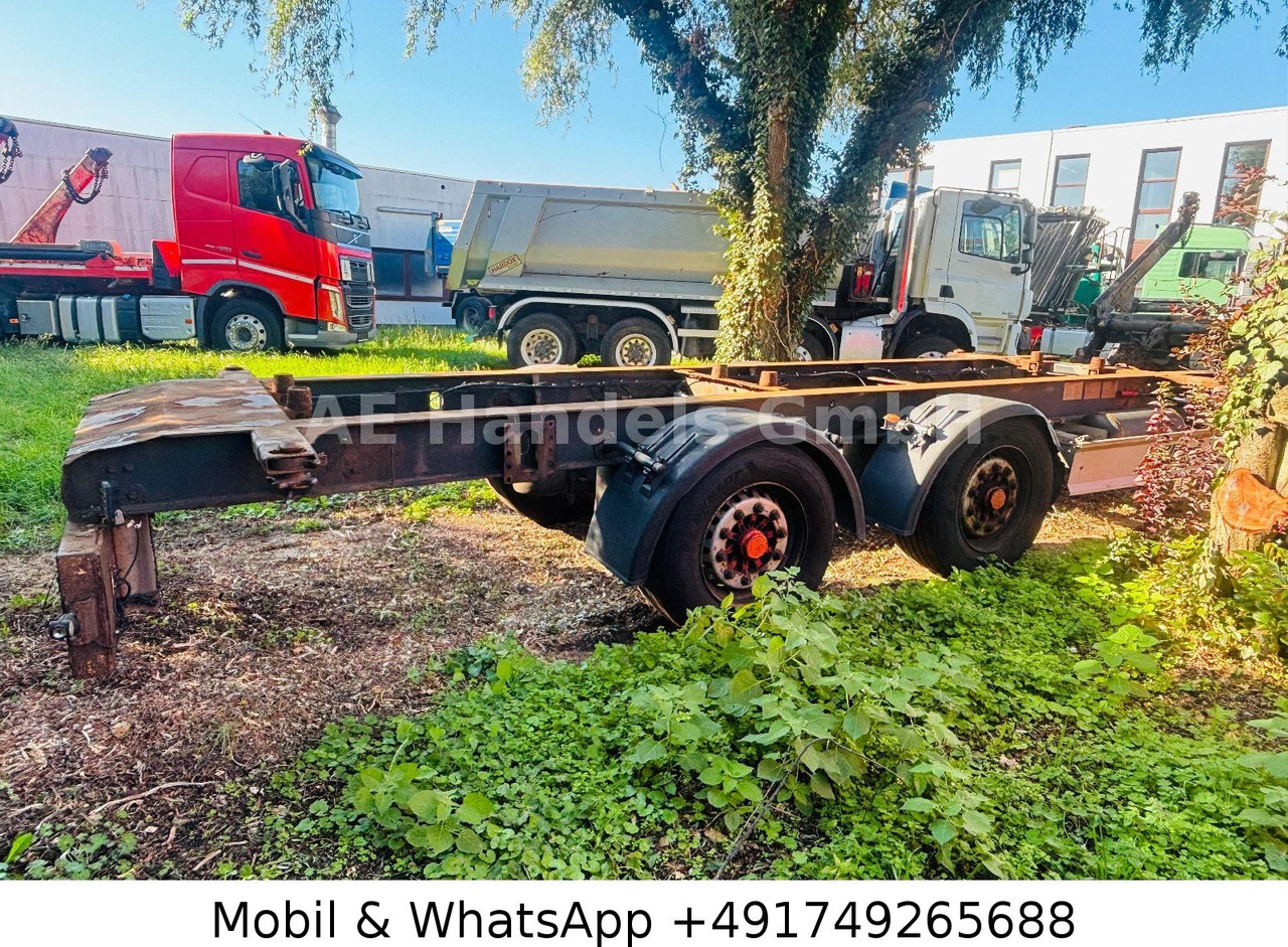 Fliegl TWP 180 Tandem Tiefgekoppelt *BWP/Scheibenbremse - Container/ Wechselfahrgestell Anhänger: das Bild 3 Fliegl TWP 180 Tandem Tiefgekoppelt *BWP/Scheibenbremse - Container/ Wechselfahrgestell Anhänger: das Bild 3