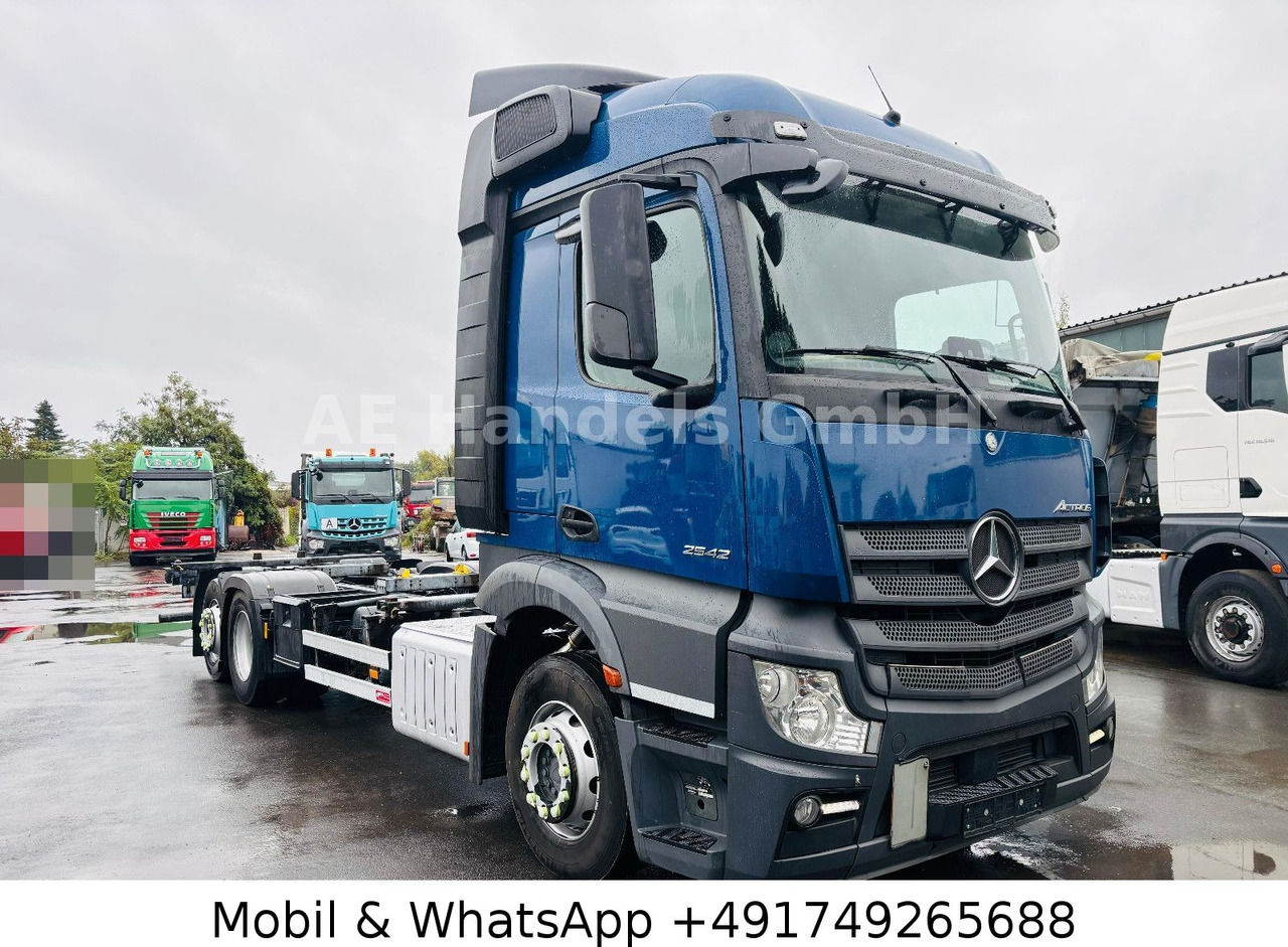 Mercedes-Benz Actros IV 2542 L StreamSpace BDF *Retarder/Lift - Containerwagen/ Wechselfahrgestell LKW: das Bild 1 Mercedes-Benz Actros IV 2542 L StreamSpace BDF *Retarder/Lift - Containerwagen/ Wechselfahrgestell LKW: das Bild 1