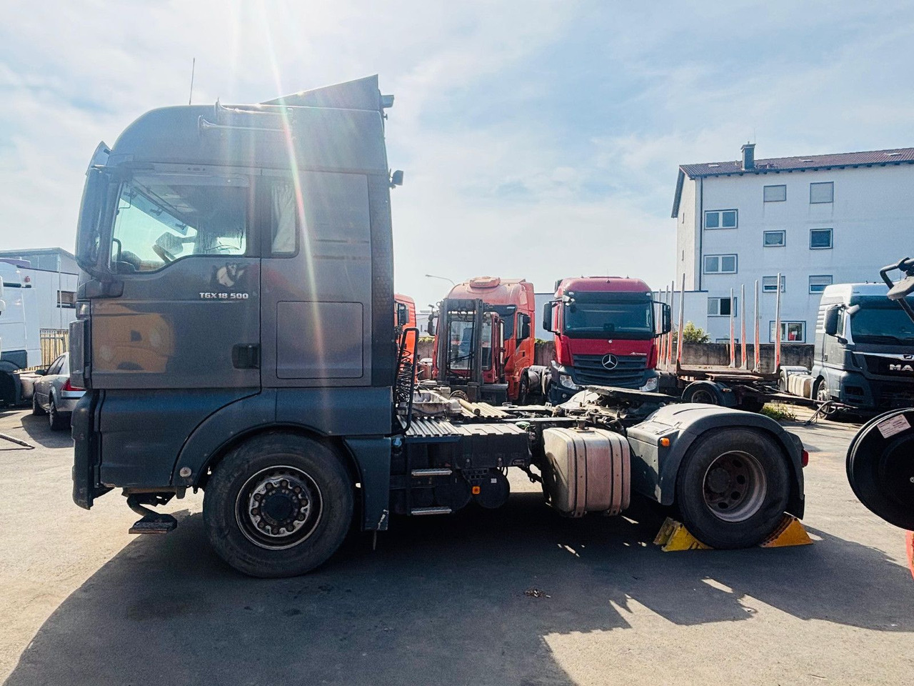 Sattelzugmaschine MAN TGX 18.500 XLX BL HydroDrive 4x4 *Pritarder/Hydr: das Bild 6