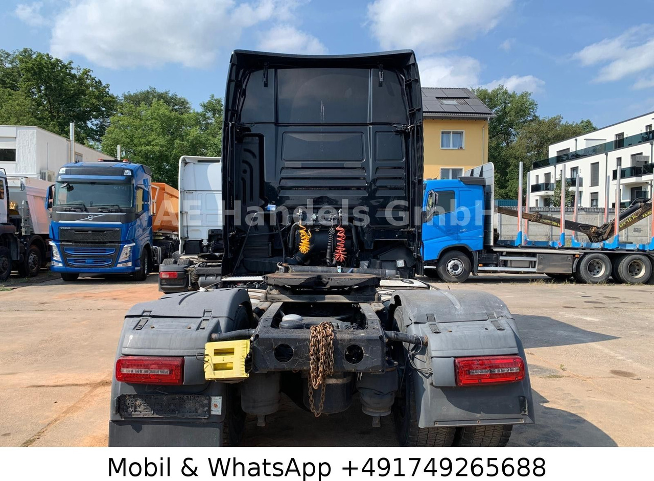 MAN TGX 18.500 XXL Red Lion BL *Retarder/2xTank/ACC - Sattelzugmaschine: das Bild 4 MAN TGX 18.500 XXL Red Lion BL *Retarder/2xTank/ACC - Sattelzugmaschine: das Bild 4