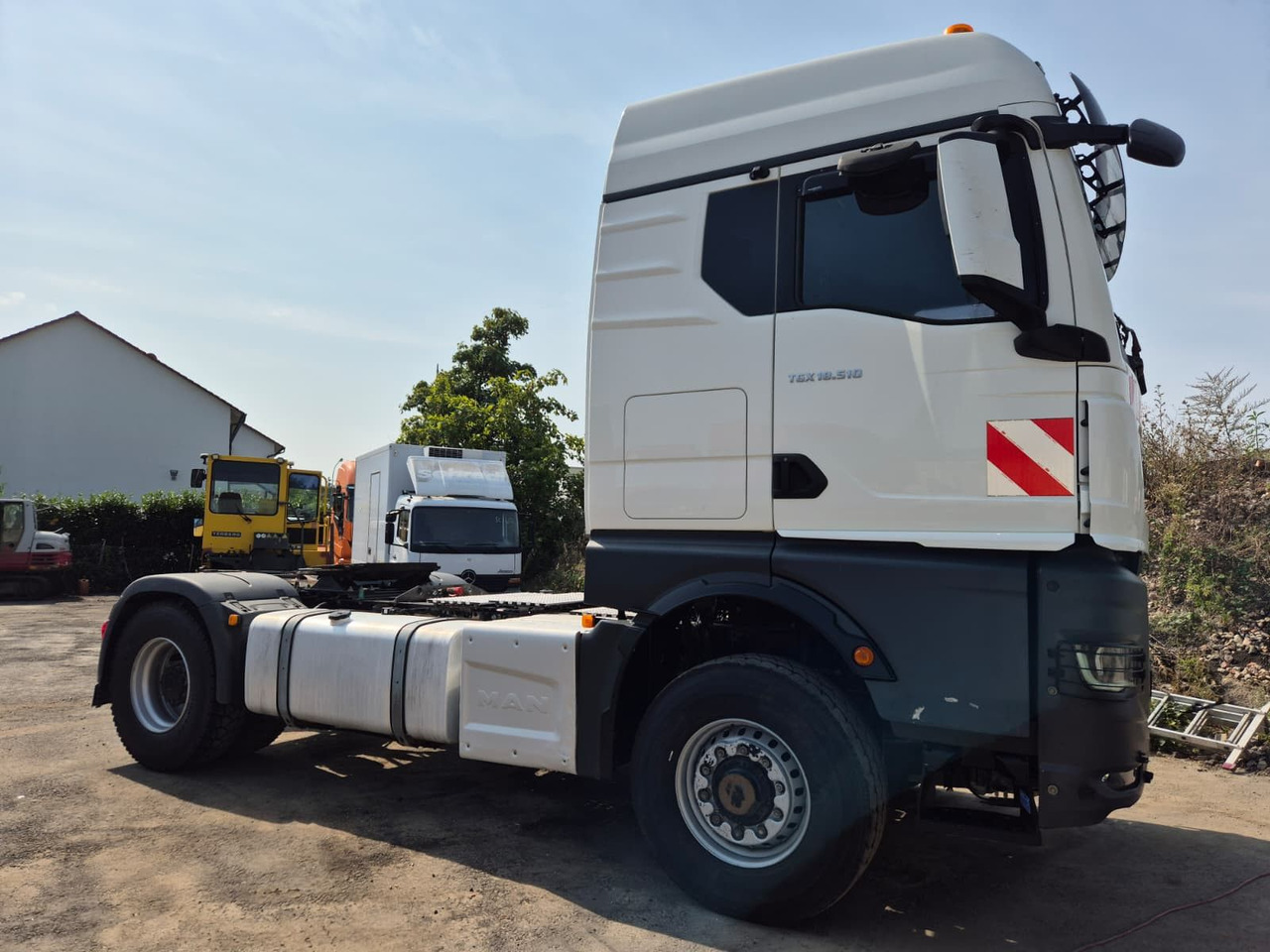 MAN TGX 18.510 BL 4x4 HydroDrive *Pritader/Hydr./ACC - Sattelzugmaschine: das Bild 2 MAN TGX 18.510 BL 4x4 HydroDrive *Pritader/Hydr./ACC - Sattelzugmaschine: das Bild 2