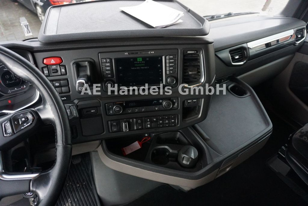 Containerwagen/ Wechselfahrgestell LKW Scania S450 HighLine LL BDF *Retarder/Lenk+Lift/LBW/AHK: das Bild 27