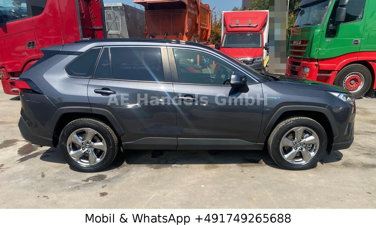 Toyota RAV4 Plug-in Hybrid 131KW 4x4 *ACC/Kamera/LDW - SUV/ Geländewagen: das Bild 2 Toyota RAV4 Plug-in Hybrid 131KW 4x4 *ACC/Kamera/LDW - SUV/ Geländewagen: das Bild 2