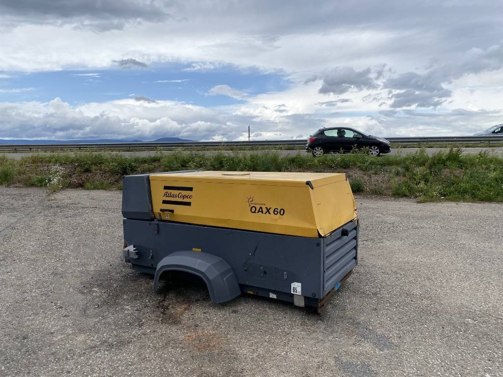 Atlas Copco QAX 60 - Carte Grise Françaises endommagé - Stromgenerator: das Bild 4 Atlas Copco QAX 60 - Carte Grise Françaises endommagé - Stromgenerator: das Bild 4