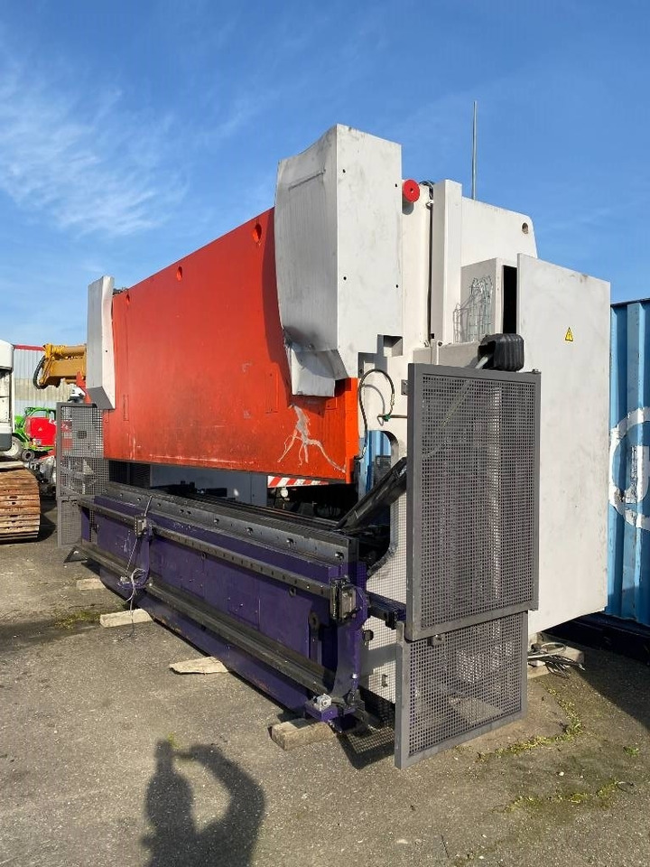 BEYELER Presse/Plieuse PR6 2000KNx4100MM endommagé - Metallbearbeitungsmaschine: das Bild 5 BEYELER Presse/Plieuse PR6 2000KNx4100MM endommagé - Metallbearbeitungsmaschine: das Bild 5