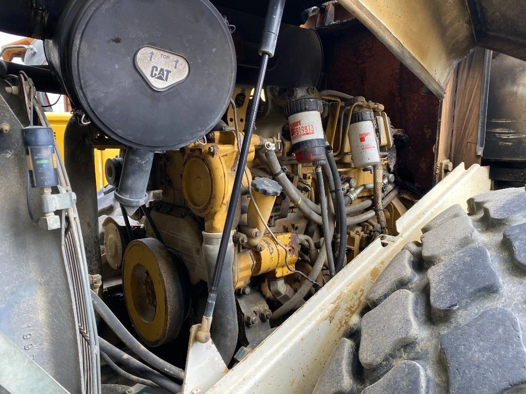 Kombiwalze CAT CS-563E Origine Française /Certificat CE endommagé: das Bild 37