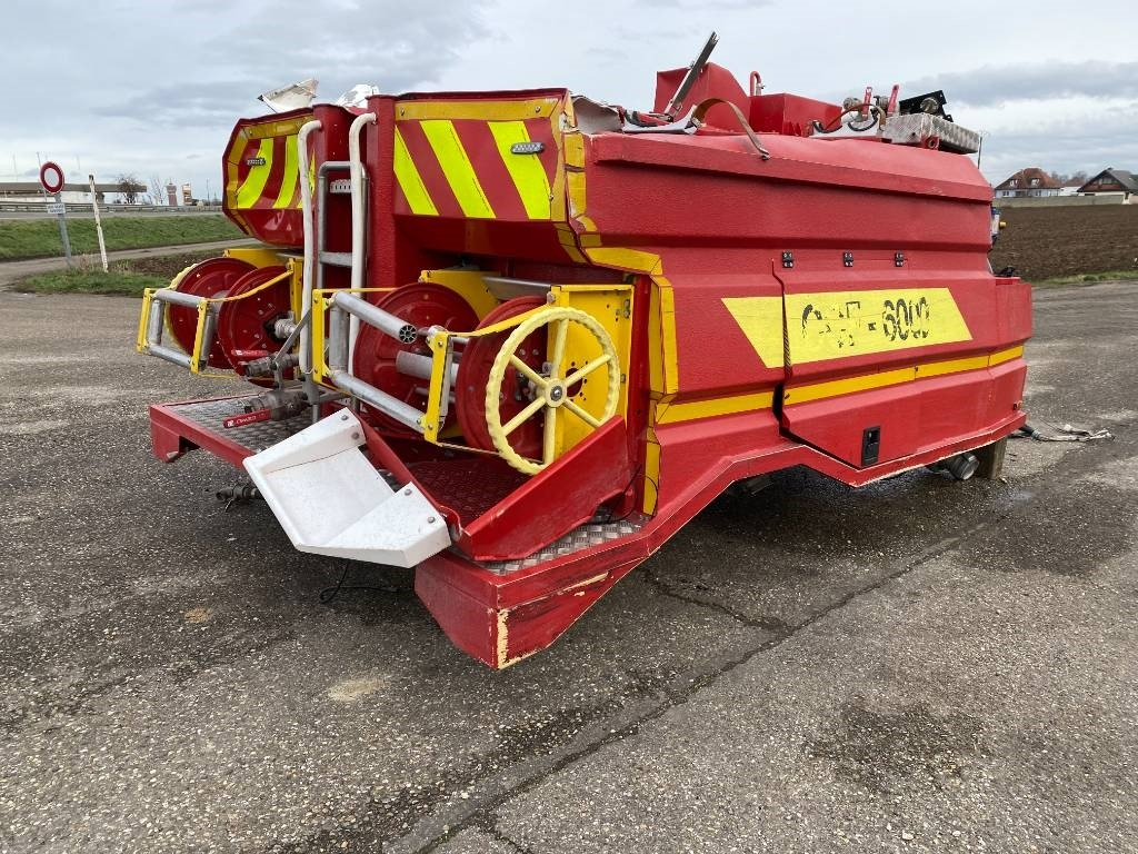 ELITT Equipement Citerne Feu De Forêt Moyen ELITT - Feuerwehrfahrzeug: das Bild 4 ELITT Equipement Citerne Feu De Forêt Moyen ELITT - Feuerwehrfahrzeug: das Bild 4