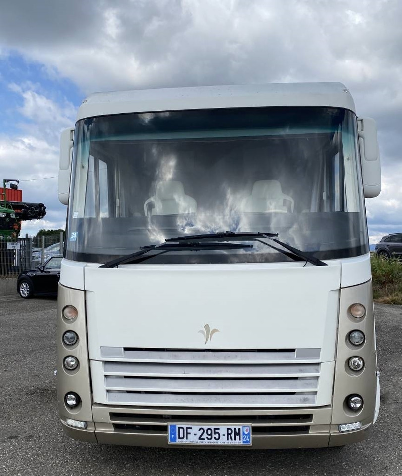 Iveco Niesmann+Bischoff FLAIR 800i CEBW - Integriertes Wohnmobil: das Bild 2 Iveco Niesmann+Bischoff FLAIR 800i CEBW - Integriertes Wohnmobil: das Bild 2