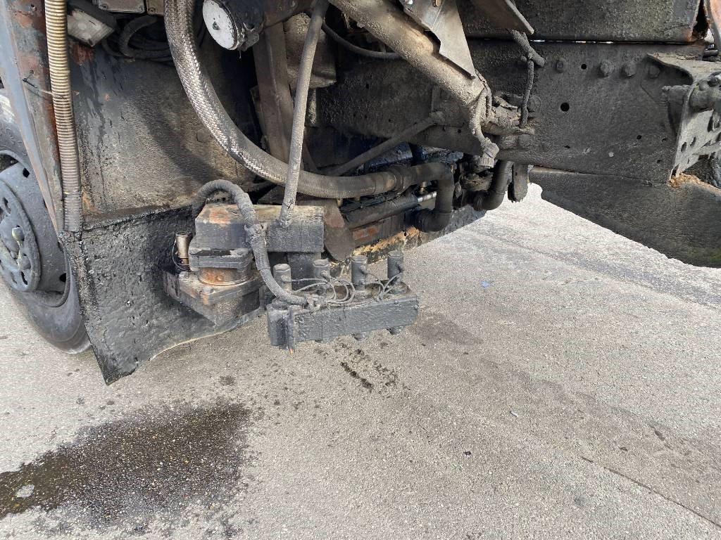 Bitumenspritzmaschine Mercedes-Benz ACTROS Mp2 2536/6x2 BVM -ACMAR CRAON Z12341: das Bild 24
