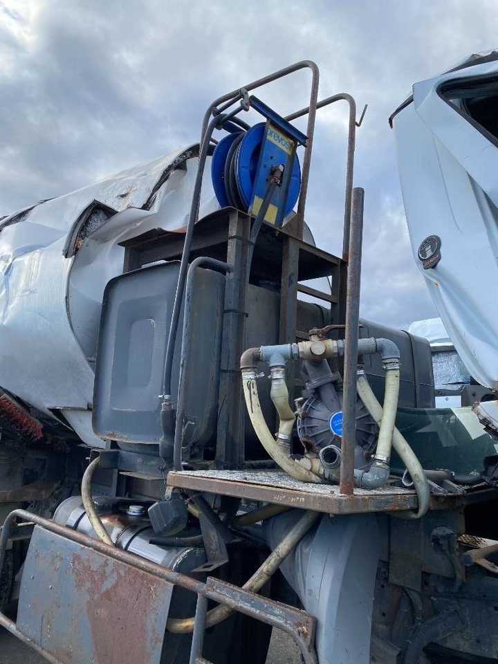 Bitumenspritzmaschine Mercedes-Benz ACTROS Mp2 2536/6x2 BVM -ACMAR CRAON Z12341: das Bild 46