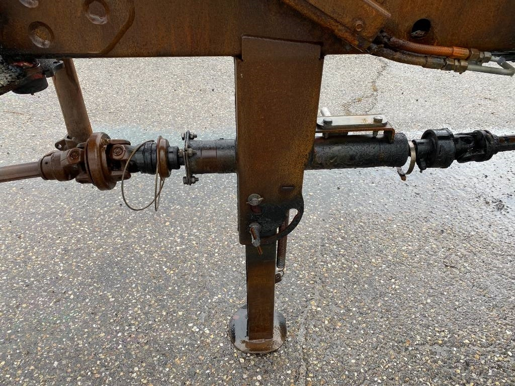 Heuwender/ Wenderechen Pöttinger TOP 762C-Classic / Carte Grise Française endommagé: das Bild 11 Heuwender/ Wenderechen Pöttinger TOP 762C-Classic / Carte Grise Française endommagé: das Bild 11