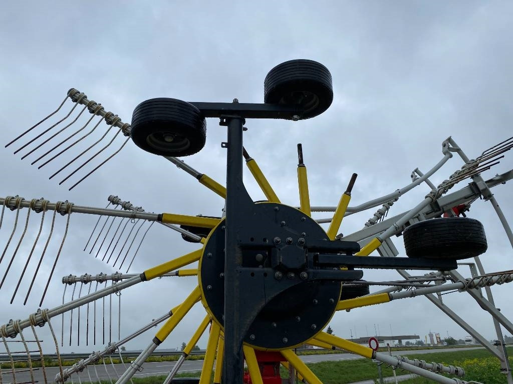 Heuwender/ Wenderechen Pöttinger TOP 762C-Classic / Carte Grise Française endommagé: das Bild 33 Heuwender/ Wenderechen Pöttinger TOP 762C-Classic / Carte Grise Française endommagé: das Bild 33