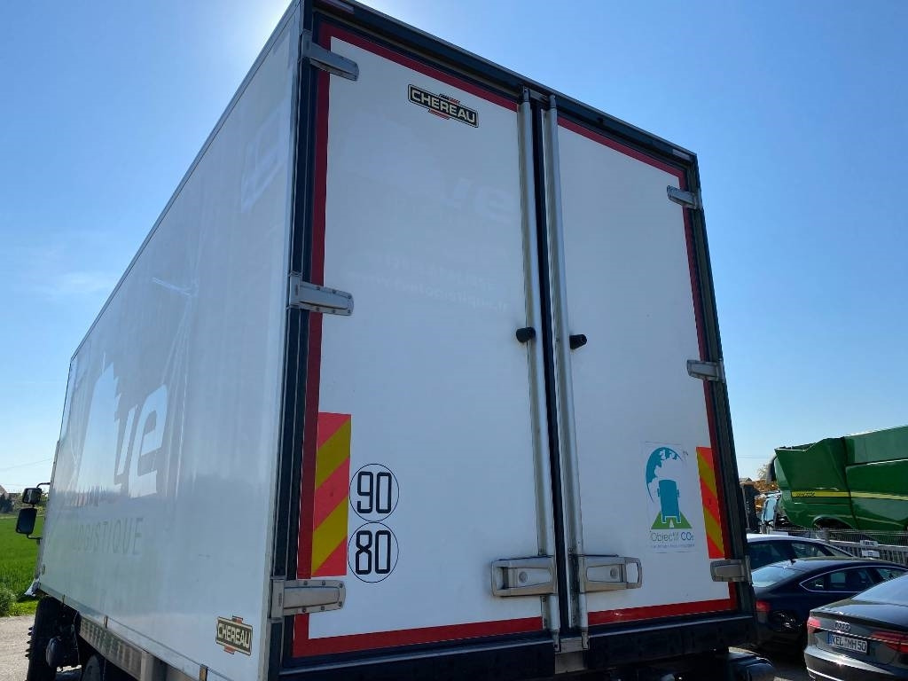 Kühlkoffer LKW Renault D-430 WIDE CHEREAU INOGAM/LEVIAND 120 endommagé: das Bild 38