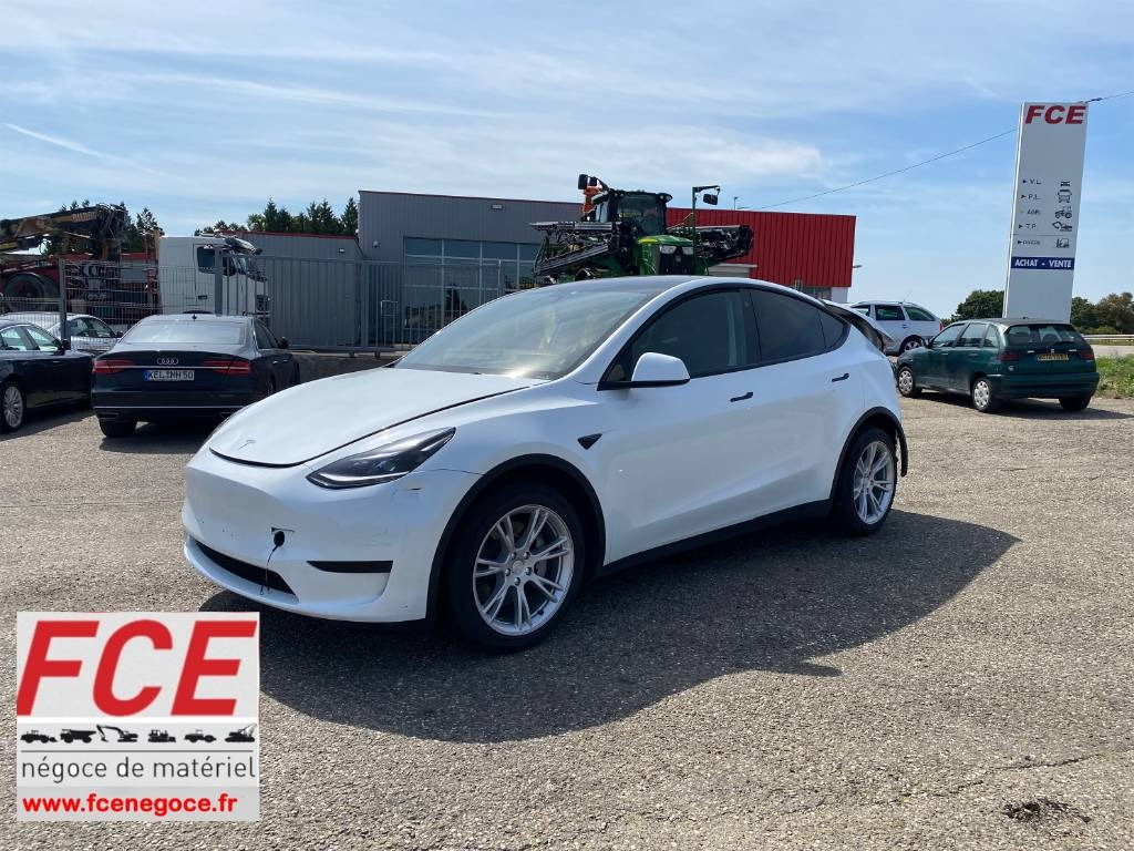 Tesla Model Y RWD / Origine Française endommagée - PKW: das Bild 1 Tesla Model Y RWD / Origine Française endommagée - PKW: das Bild 1