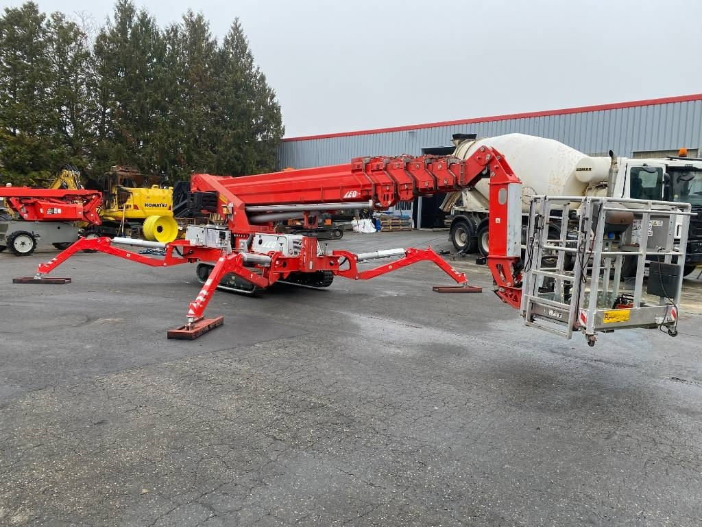 Arbeitsbühne Teupen LEO35T/PLUS a réparer: das Bild 8