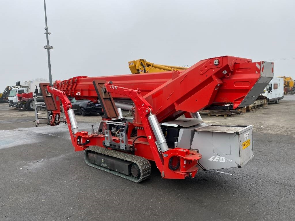 Arbeitsbühne Teupen LEO35T/PLUS a réparer: das Bild 6
