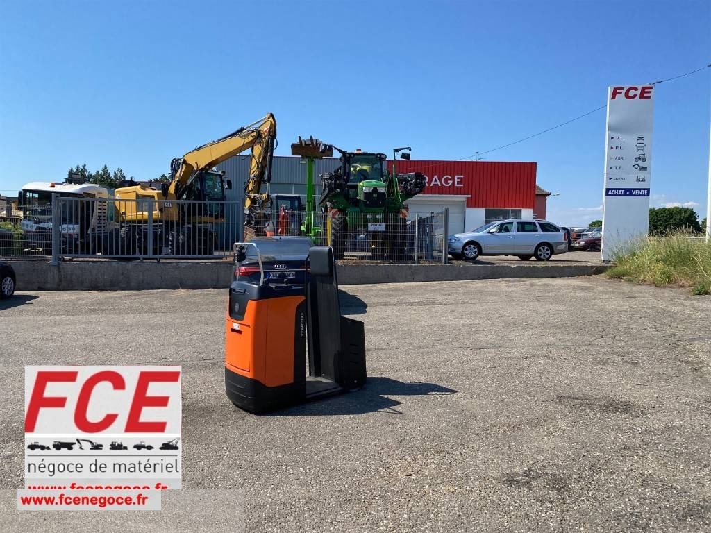 Toyota BT/MOVIT TSE 150-708 1er MAIN endommagé - Schleppfahrzeug: das Bild 1 Toyota BT/MOVIT TSE 150-708 1er MAIN endommagé - Schleppfahrzeug: das Bild 1