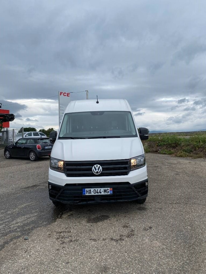 Volkswagen CRAFTER 2.0 TDI 140 L2H3 / 1er Main endommagée - Koffer Transporter: das Bild 2 Volkswagen CRAFTER 2.0 TDI 140 L2H3 / 1er Main endommagée - Koffer Transporter: das Bild 2