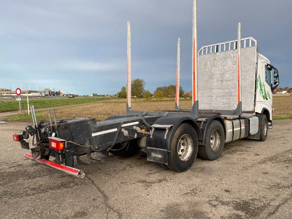 Volvo FH 460 6x4 /E6 VEB - Holztransporter: das Bild 4 Volvo FH 460 6x4 /E6 VEB - Holztransporter: das Bild 4