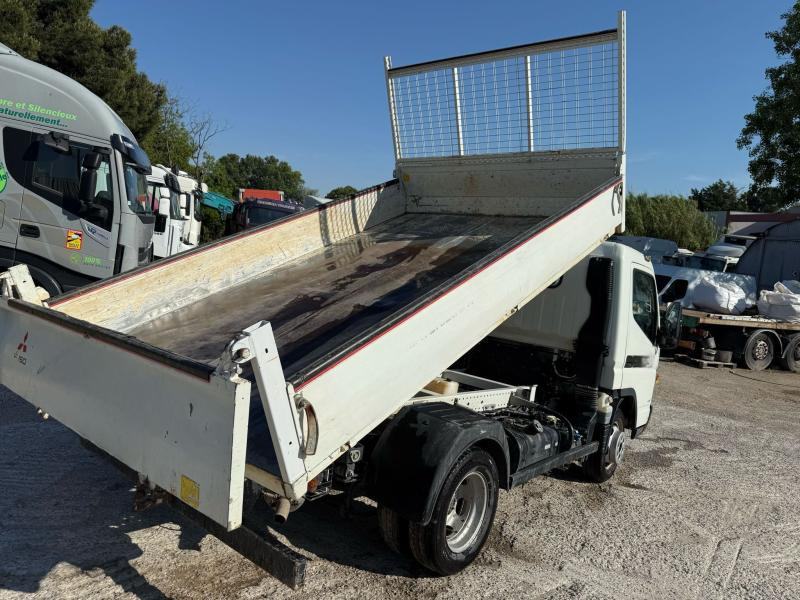 Mitsubishi Fuso Canter 3C15 - Kipper Transporter: das Bild 5 Mitsubishi Fuso Canter 3C15 - Kipper Transporter: das Bild 5
