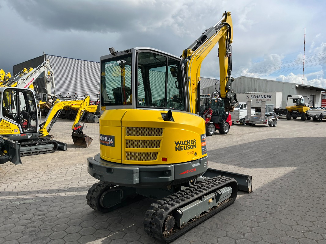 Neuson ET35 - Minibagger: das Bild 2 Neuson ET35 - Minibagger: das Bild 2