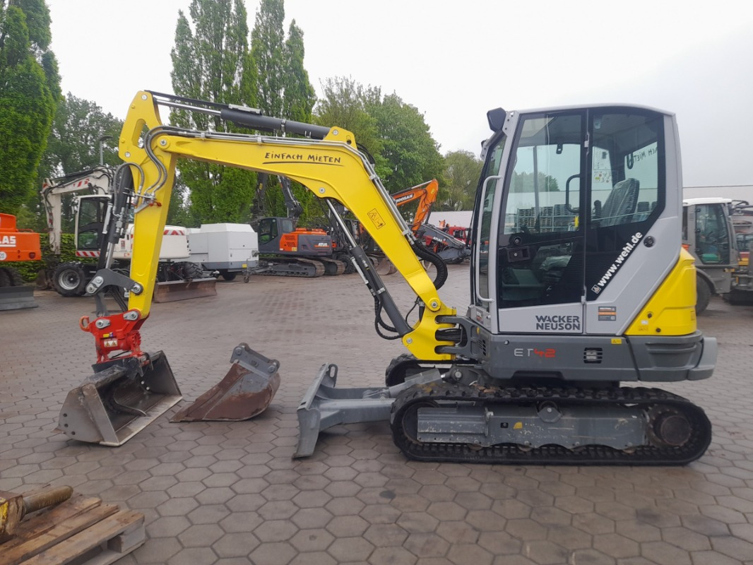 Neuson ET42 - Minibagger: das Bild 1 Neuson ET42 - Minibagger: das Bild 1