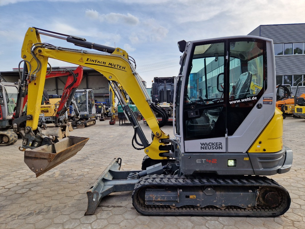Neuson ET42 - Minibagger: das Bild 3 Neuson ET42 - Minibagger: das Bild 3