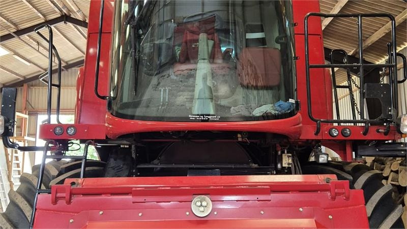 Case IH Axial Flow 6140 Axial Flow 6140 X-flow - Mähdrescher: das Bild 4 Case IH Axial Flow 6140 Axial Flow 6140 X-flow - Mähdrescher: das Bild 4