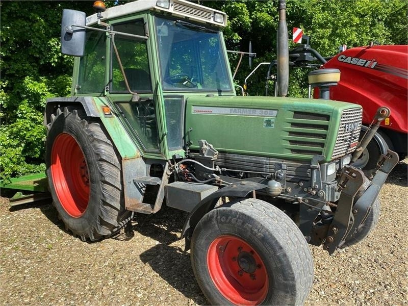 Fendt 308 Farmer 40 km/t - Traktor: das Bild 1 Fendt 308 Farmer 40 km/t - Traktor: das Bild 1