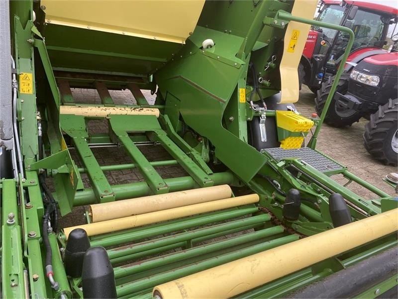 Rundballenpresse Krone CV 150 XC Extreme Comprima X-treme: das Bild 9