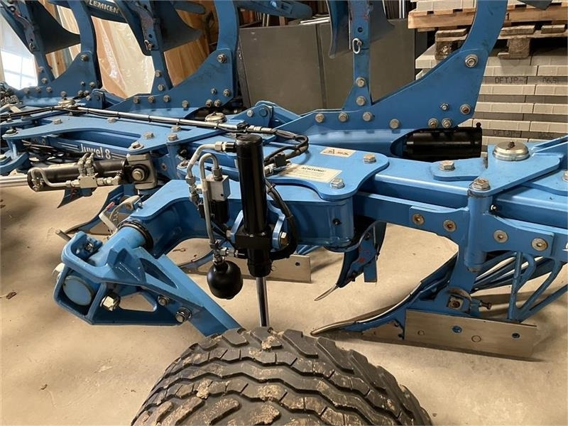 Lemken JUVEL 8VT 5L 100 - Pflug: das Bild 4 Lemken JUVEL 8VT 5L 100 - Pflug: das Bild 4