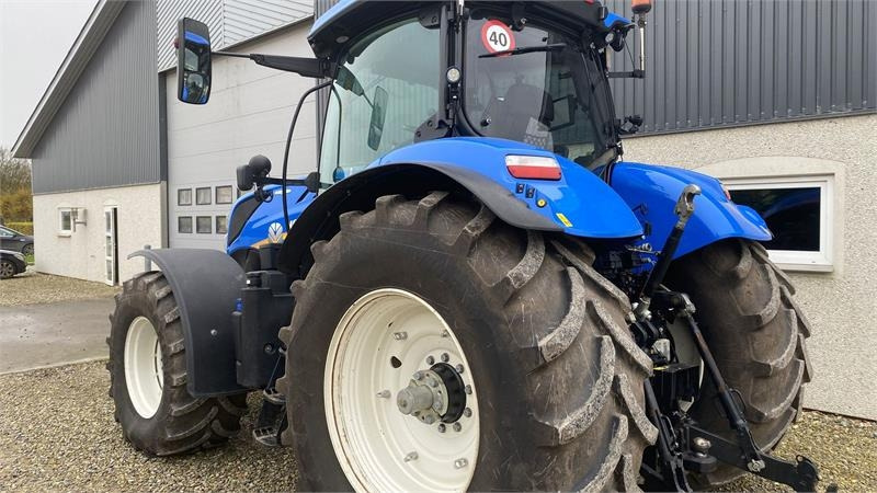 New Holland T7.270 AutoCommand T7.270 - Traktor: das Bild 4 New Holland T7.270 AutoCommand T7.270 - Traktor: das Bild 4