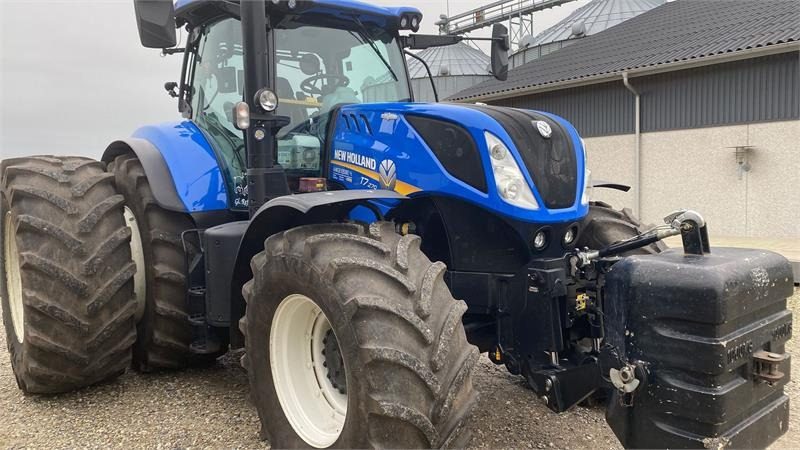 New Holland T7.270 AutoCommand T7.270 - Traktor: das Bild 1 New Holland T7.270 AutoCommand T7.270 - Traktor: das Bild 1