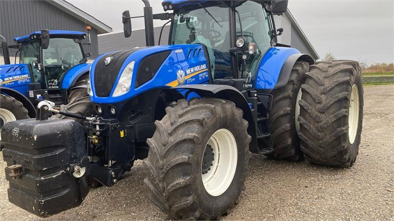 New Holland T7.270 AutoCommand T7.270 - Traktor: das Bild 2 New Holland T7.270 AutoCommand T7.270 - Traktor: das Bild 2