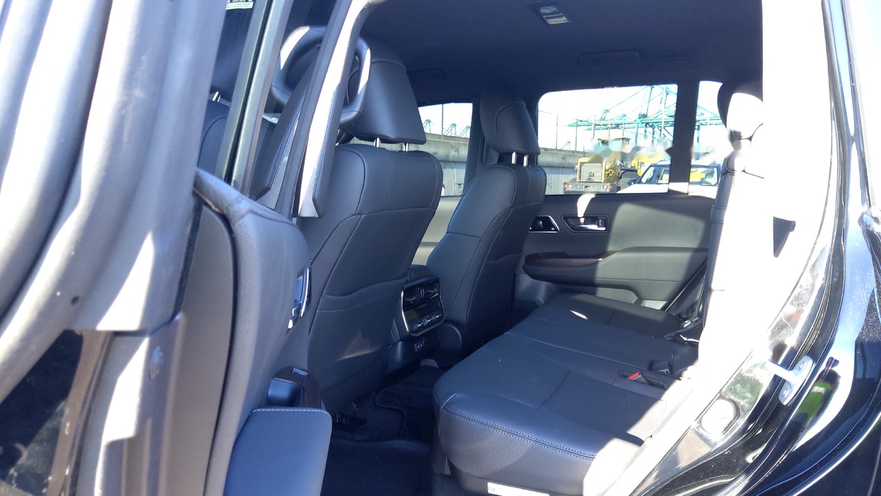 SUV/ Geländewagen, Zustand - NEU Toyota Land Cruiser 300 V6 VX 7 SEATERS / PLACES 3.5L Petrol Automatic VXVHO: das Bild 10