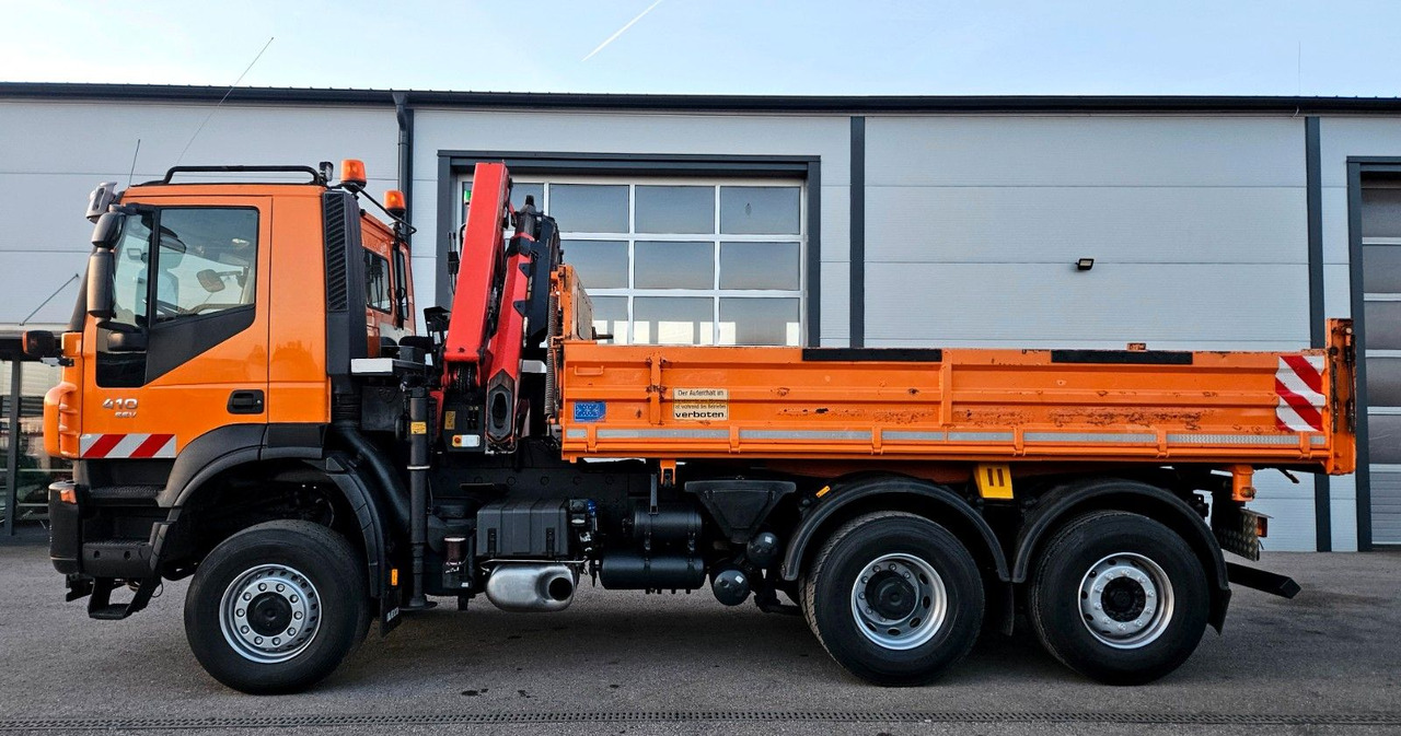 Iveco Trakker 410 6x4-4 EEV Palfinger PK12502 Funk - Kipper, Autokran: das Bild 5 Iveco Trakker 410 6x4-4 EEV Palfinger PK12502 Funk - Kipper, Autokran: das Bild 5