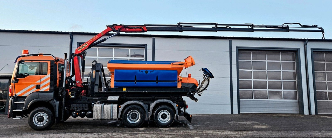 MAN TGS 28.400 6x4-4 BL Palfinger PK12002 Kran Euro5 - Kipper, Autokran: das Bild 3 MAN TGS 28.400 6x4-4 BL Palfinger PK12002 Kran Euro5 - Kipper, Autokran: das Bild 3