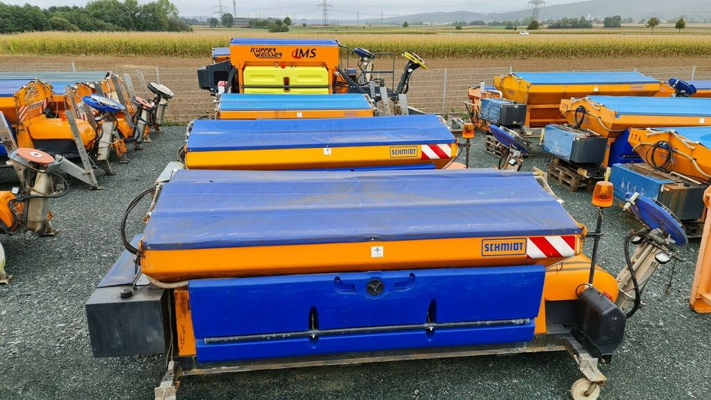 Schmidt STRATOS Streuer Winterdienst KÜPPER WEISSER Schmidt STRATOS Streuer Winterdienst KÜPPER WEISSER - Kipper: das Bild 1 Schmidt STRATOS Streuer Winterdienst KÜPPER WEISSER Schmidt STRATOS Streuer Winterdienst KÜPPER WEISSER - Kipper: das Bild 1