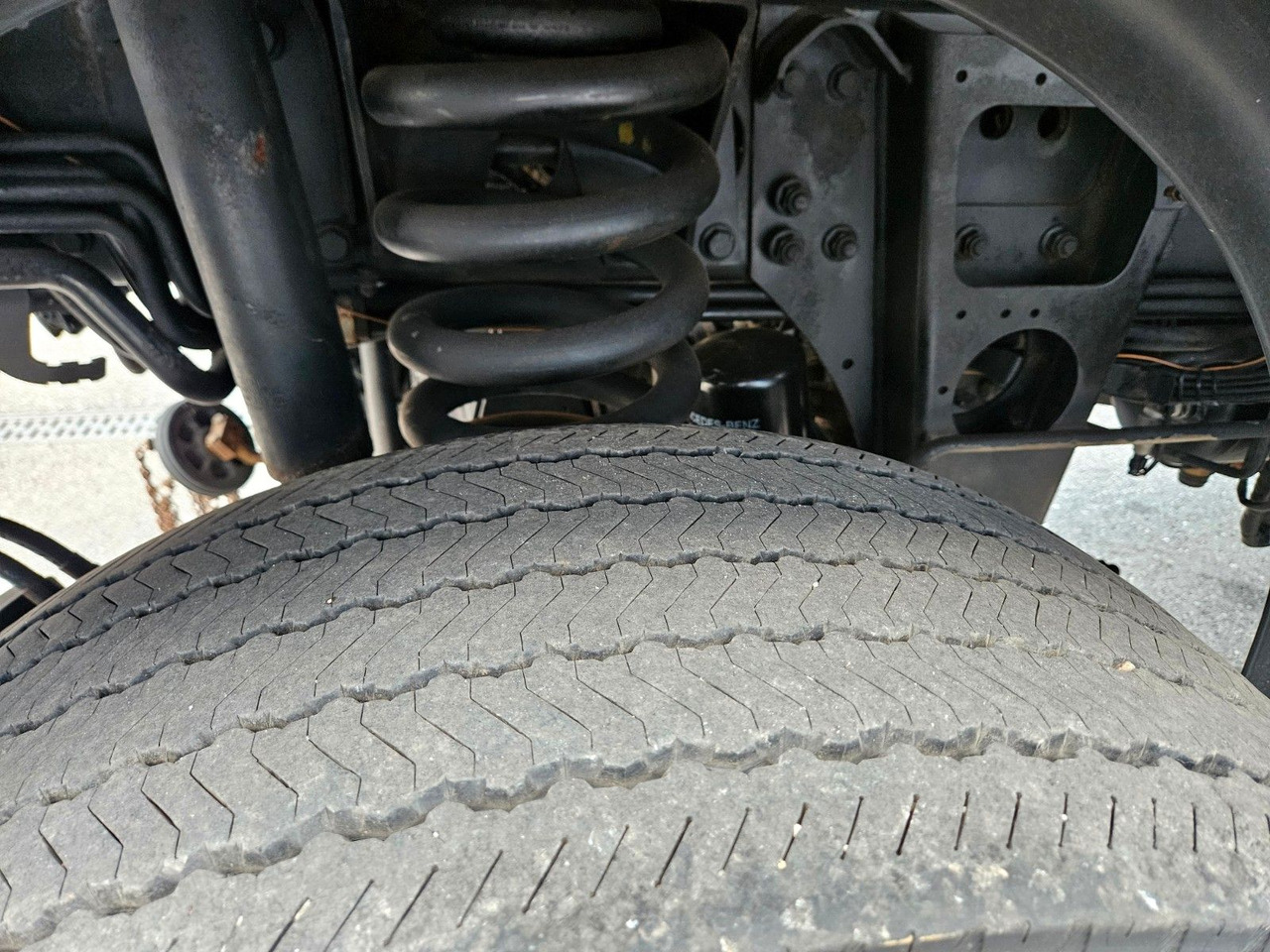 Kipper Unimog U527 UGE Euro6 VarioPilot Hydrostat: das Bild 15