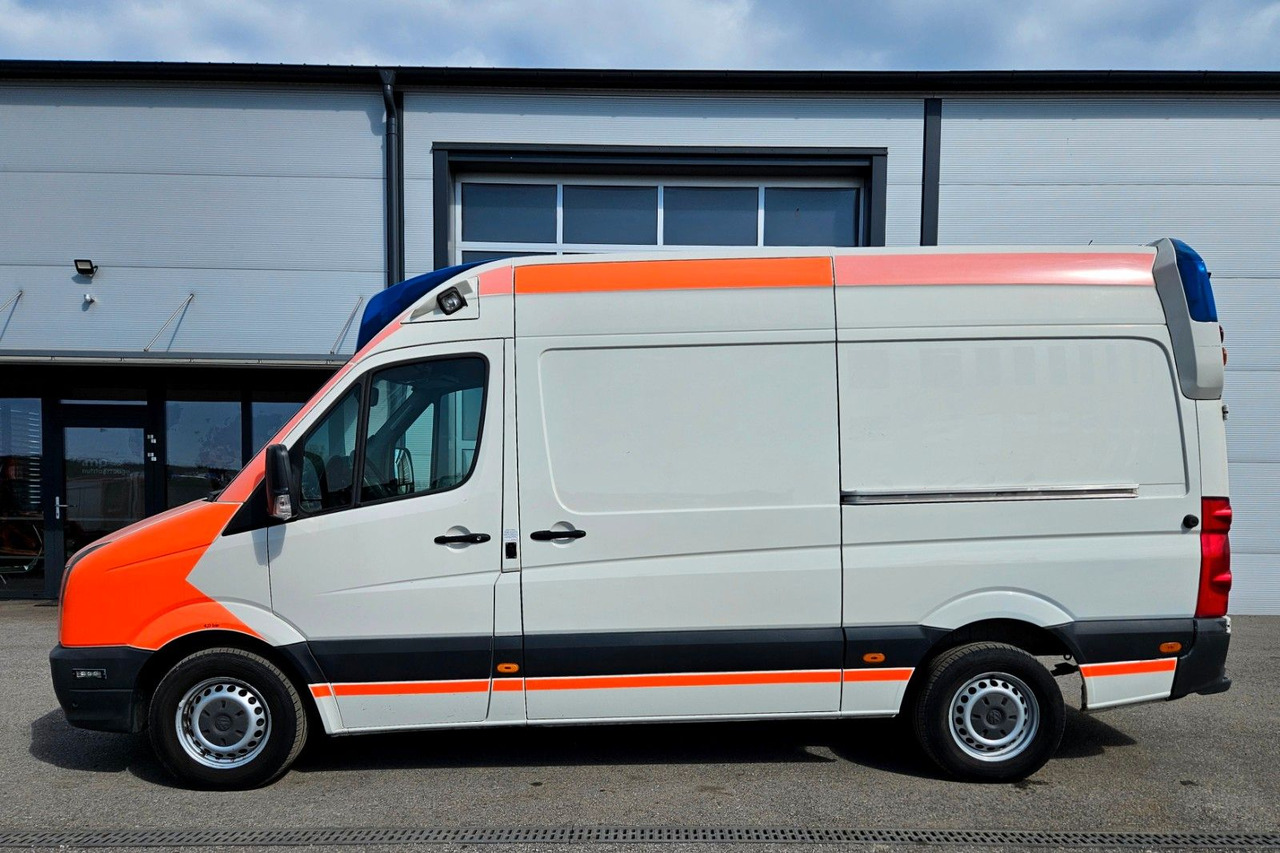 Volkswagen CRAFTER TDI Ambulance RTW L2H2 DLOUHY - Krankenwagen: das Bild 2 Volkswagen CRAFTER TDI Ambulance RTW L2H2 DLOUHY - Krankenwagen: das Bild 2