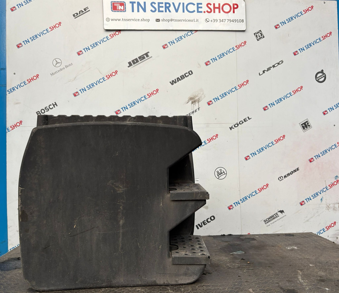 Serbatoio Adblue Iveco - AdBlue Tank für LKW: das Bild 1 Serbatoio Adblue Iveco - AdBlue Tank für LKW: das Bild 1