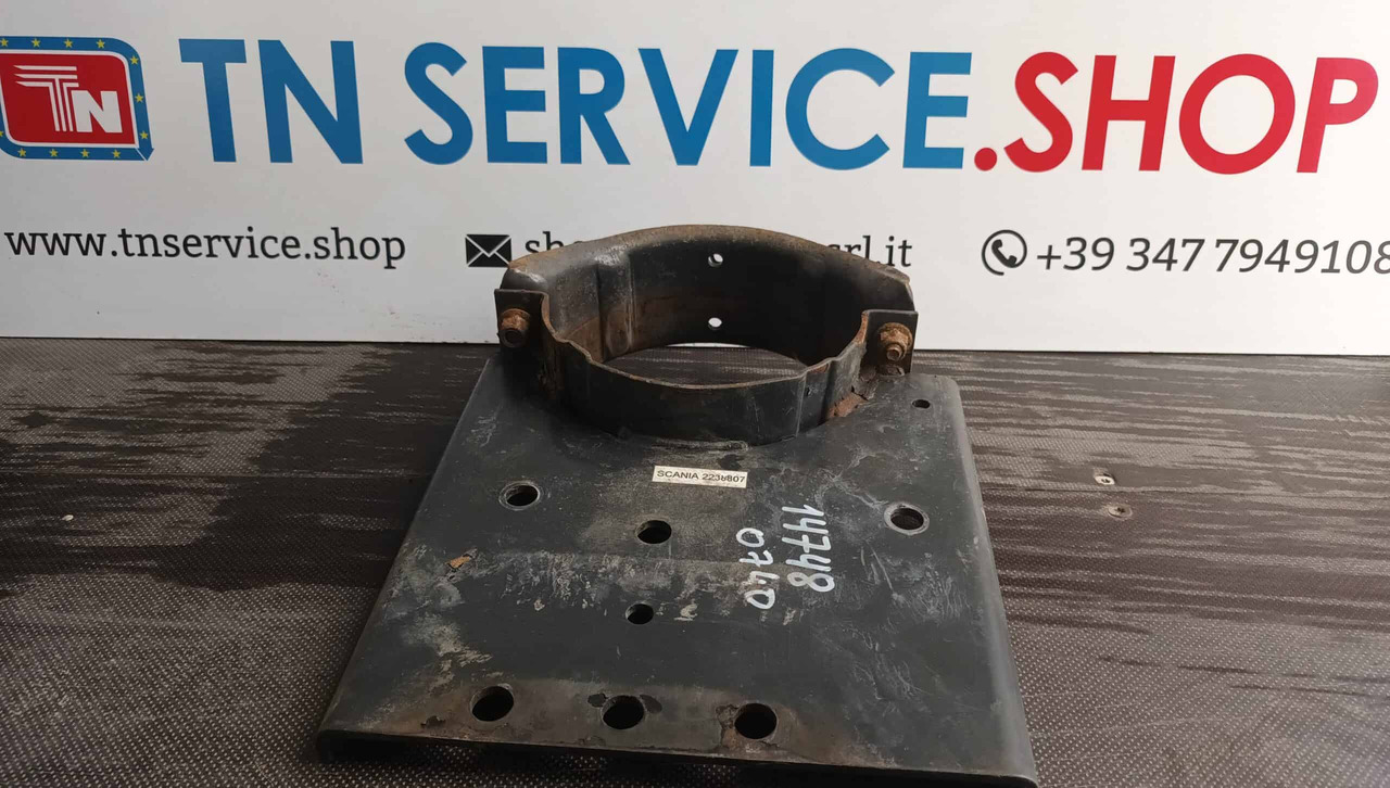 Supporto trasmissione Scania - Achse und Teile: das Bild 1 Supporto trasmissione Scania - Achse und Teile: das Bild 1