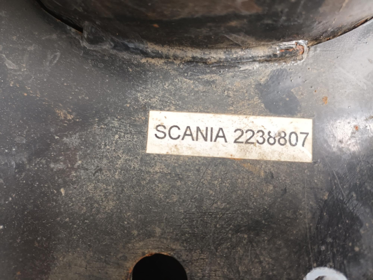 Supporto trasmissione Scania - Achse und Teile: das Bild 2 Supporto trasmissione Scania - Achse und Teile: das Bild 2