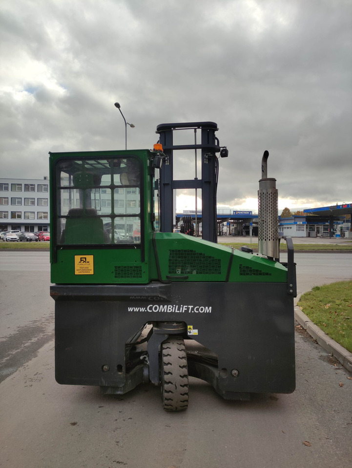 Combilift C4500 - Seitenstapler: das Bild 3 Combilift C4500 - Seitenstapler: das Bild 3
