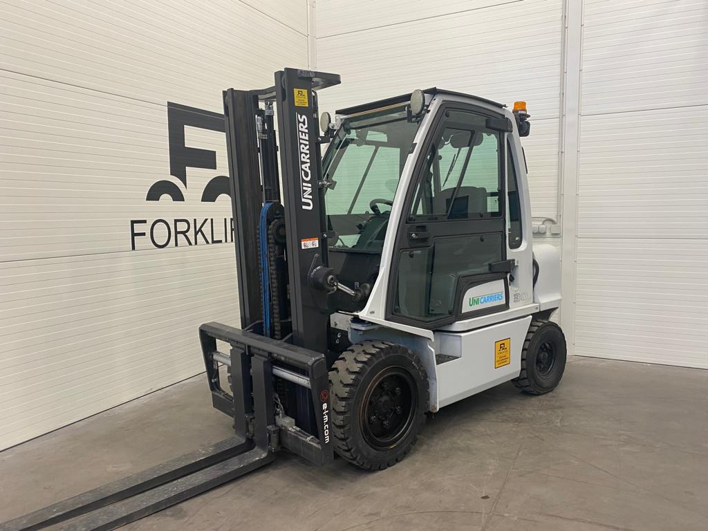 Unicarriers YG1D2A30Q - Dieselstapler: das Bild 1 Unicarriers YG1D2A30Q - Dieselstapler: das Bild 1