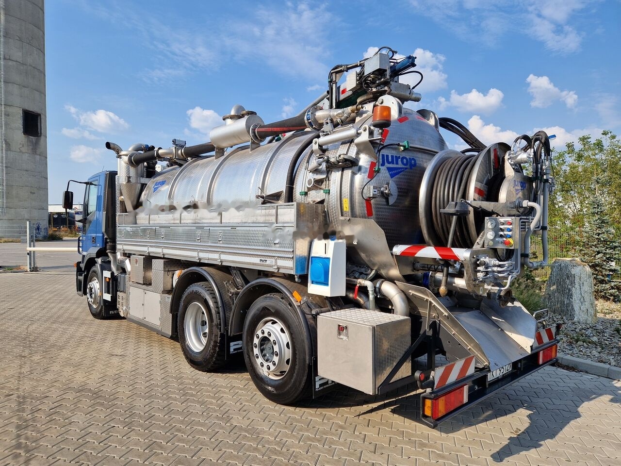 IVECO - Saug-/ Spülfahrzeug: das Bild 5 IVECO - Saug-/ Spülfahrzeug: das Bild 5