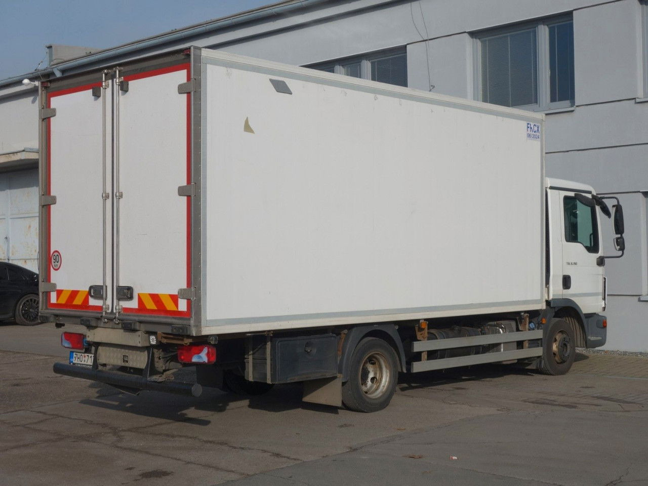 MAN 8.190 ThermoKing V800MAX, 2 Kammern - Kühlkoffer LKW: das Bild 5 MAN 8.190 ThermoKing V800MAX, 2 Kammern - Kühlkoffer LKW: das Bild 5
