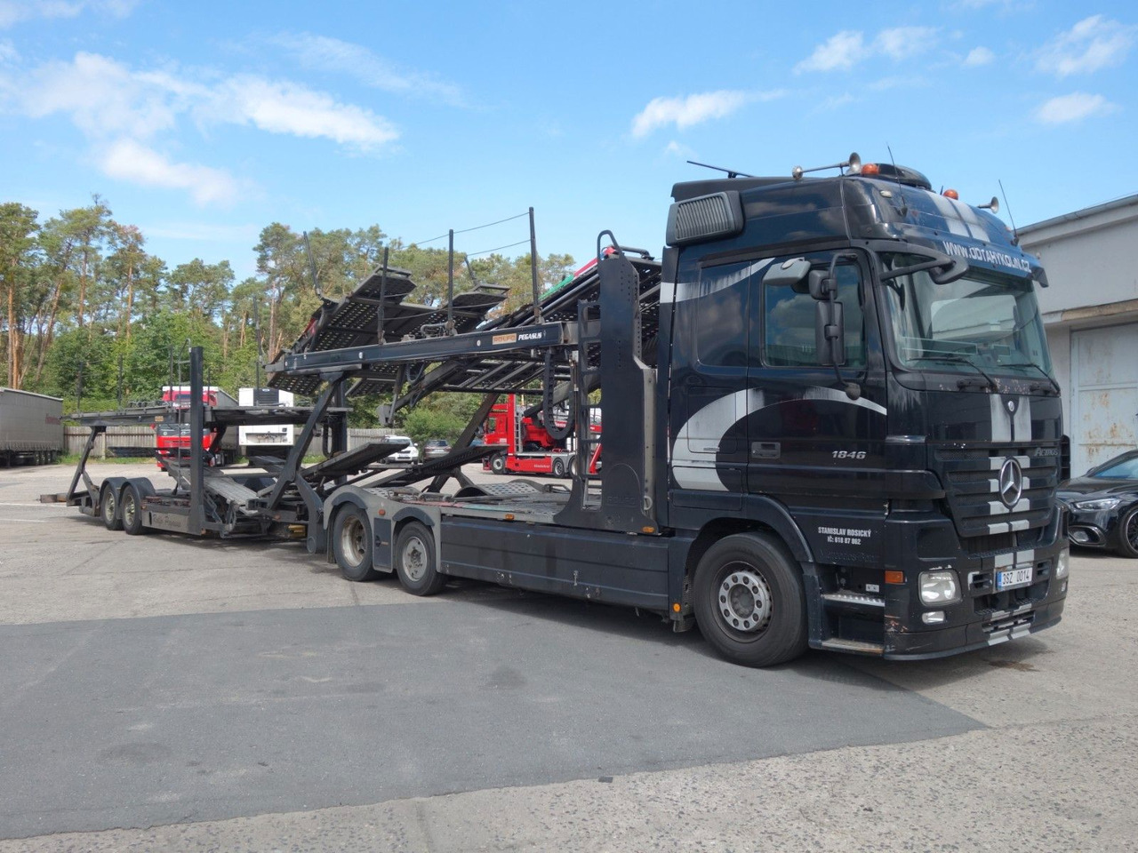 Mercedes-Benz Actros 2446 mit Rolfo für 10 PKW, Retarder - Autotransporter LKW: das Bild 2 Mercedes-Benz Actros 2446 mit Rolfo für 10 PKW, Retarder - Autotransporter LKW: das Bild 2